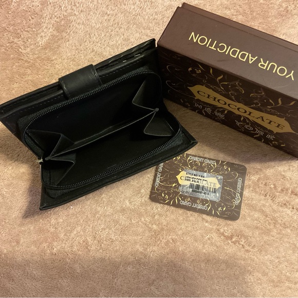 Chocolate New York Leather Wallet - Picture 3 of 5